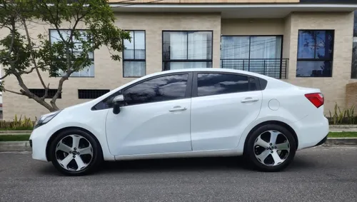 Kia Rio Ub Ex Full 1.4 Mt Techo!!