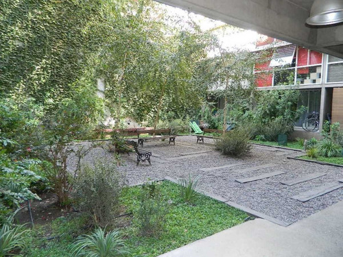 Loft Moderno Frente A Plaza Brasil 50 M2 + Estacionamiento