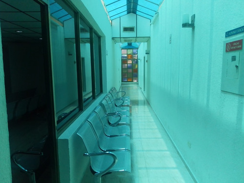 Imagen 3 de 14 de Consultorio Medico En C.c Intannos Center Lechería, Sector Las Garzas