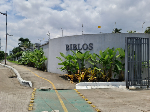 Terreno En Complejo Residencial Biblos $400 X M2