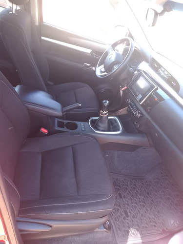 Toyota Hilux Pick-Up 2.8 Cd Srv 177cv 4x2