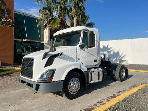 Camión Volvo Vnl42t/kenworth/freightliner Cascadia