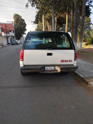 Suburban 1993 Color Blanco Excelente Estado Llantas Nuevas