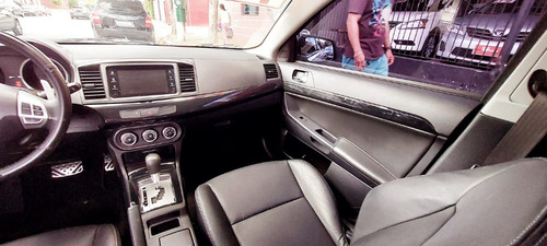 Imagem 9 de 14 de Lancer 2017