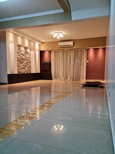 Departamento C/cochera 1 Piso Al Frente 3 Ambientes Almagro