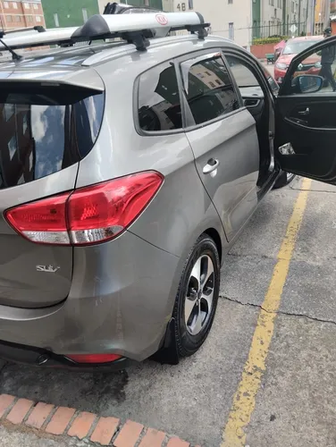 Kia Carens 2.0 Suv Ex