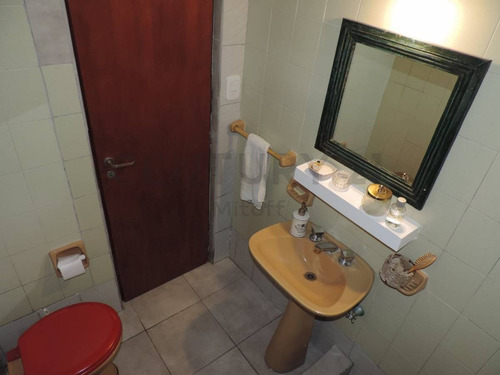Imagen 12 de 18 de Ph En Venta De 2 Dormitorios En La Plata, 2 Baños Completos!