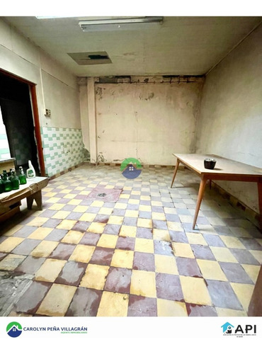 Terreno Con Galpón, Bodegas Y Oficinas, Loreno Arenas