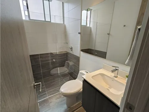 Arriendo Amoblado En Envigado Sector Loma Los Mesa