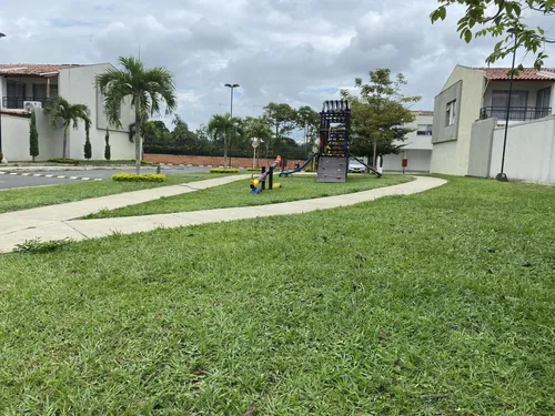 Venta De Casa Condominio En Ciudad Country