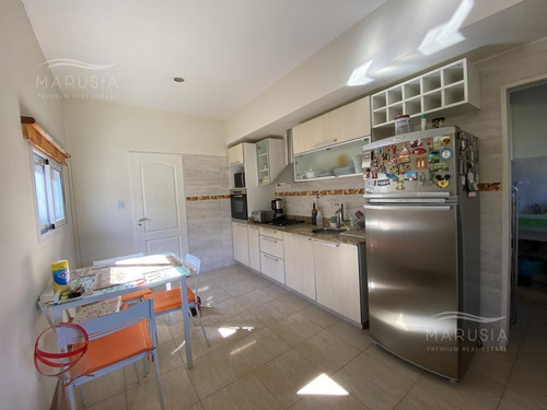 Imagen 10 de 30 de Casa Venta 2 Dormitorios En Barrio Privado La Candela, Impecable Estado