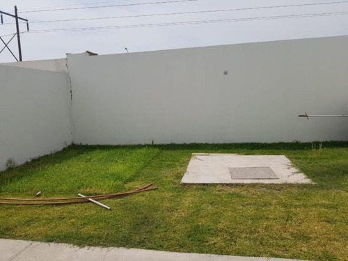 Imagen 10 de 13 de Residencia En Venta En Viña Santo Tomas, Viñedos