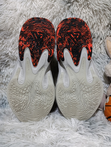 Nike Zoom Freak 4 Safari Giannis Antetokounmpo Talla 5 Mx (Usado)