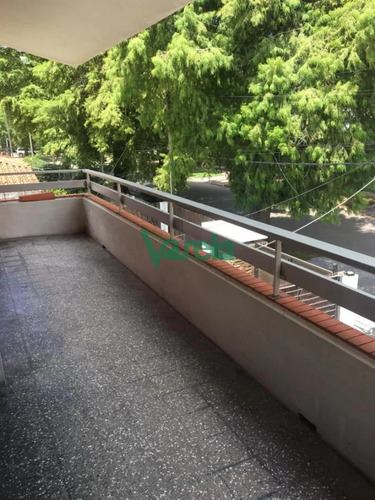 Venta Punta Gorda Local Comercial