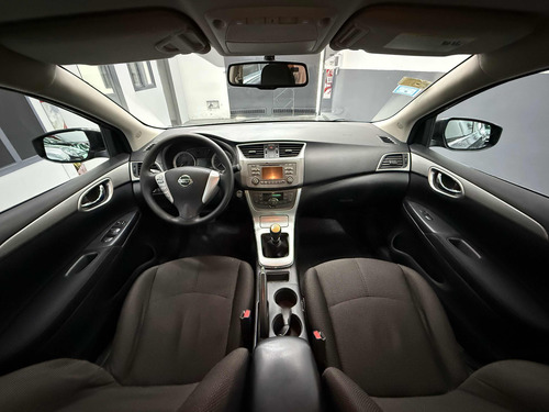 Nissan Sentra 2.0 Advance
