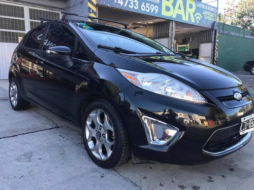 Ford Fiesta Kinetic Design 1.6 Design 120cv Titanium 2012