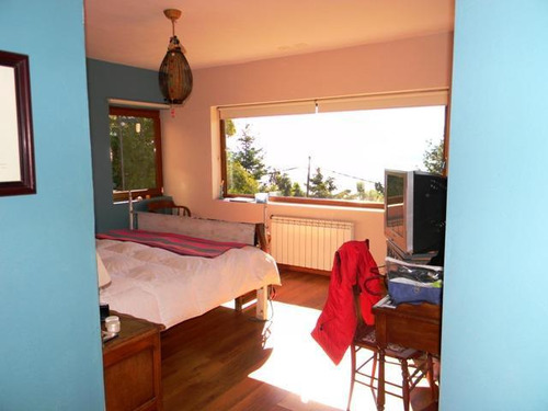 Casa 3 Dormitorios Bariloche, Barrio Antu Hue Vista Panorámica Al Lago Nahuel Huapi Y La Cordillera