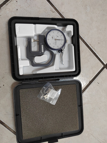 Calibrador Mitutoyo Vernier Superficie Plana 0. 01mm A 10 Mm (Usado)