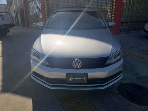 Volkswagen Vento 2.0 Advance 115cv 2015