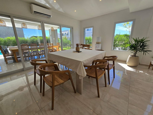 Venta Casa Barrio Carpinchos Nordelta Con Pileta