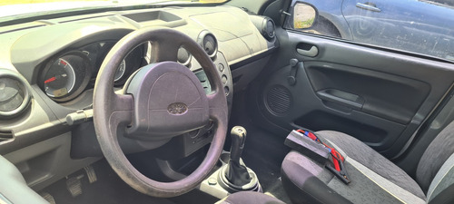 Ford Fiesta Año 2012 Chocado Por Partes Resto De Banco