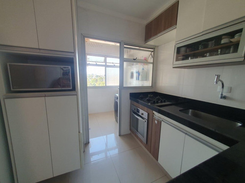 Apartamento 60m², 2 Quartos (1 Suíte), 2 Banheiros, 2 Garagens - Jd Paulicéia - Campinas