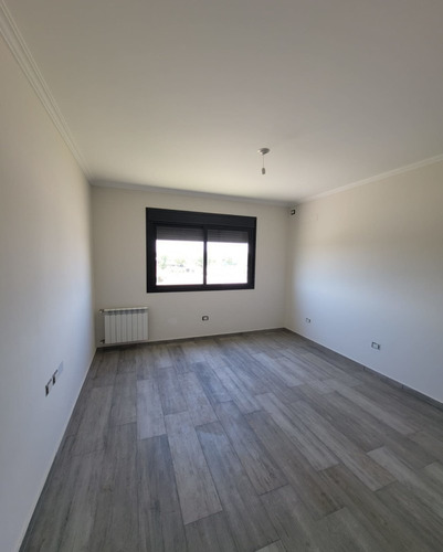Imagen 12 de 30 de La Cascada Country Golf, Casa En Venta, 3 Dormitorios, 3 Baños, Cochera Para 3