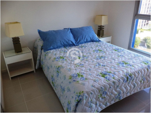 Apartamento En Alquiler - Brava- Ref: 2884