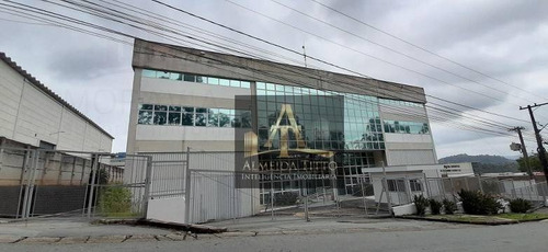 Imagem 24 de 25 de Excelente Galpão À Venda Com 4.733 M² No Tamboré/sp - Confira! - Ga0563