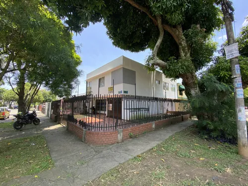 Comercial (casa Para Comercio) En Arriendo En El Lido. Cod A8014649