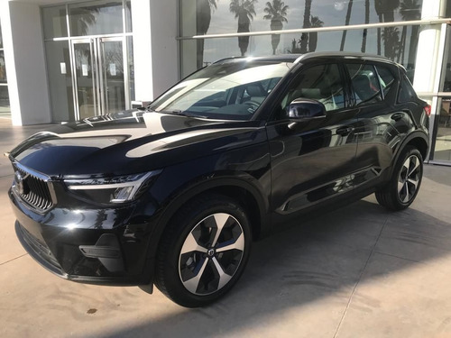 Volvo Xc40 B4 Plus