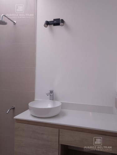 Venta Dúplex Pb 2 Dorm/ San Ignacio