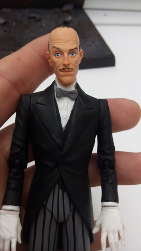 Dc Direct Hush, Alfred Pennyworth, Suelto Y Usado!! (Usado)
