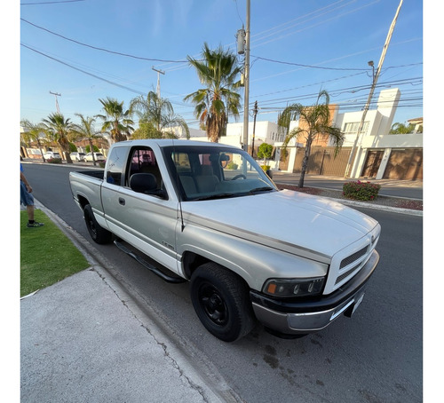 Dodge Ram 2500 Club Cab Laramie Aa Ee At