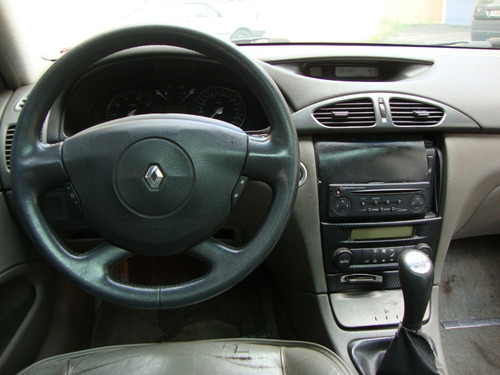 Renault Laguna 3.0 V6 Privilége