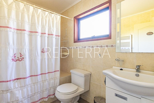 Imagen 21 de 30 de Hermosa Casa Con Vista Al Lago Y Al Volcán