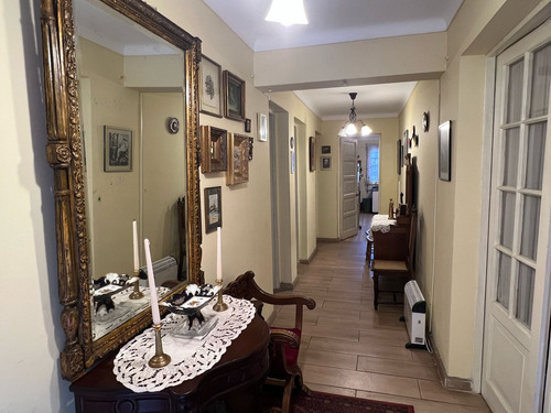 Casa Con Buen Terreno, Sector Comercial El Monte