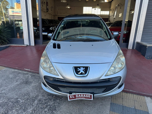 Peugeot 207 1.6 Xt