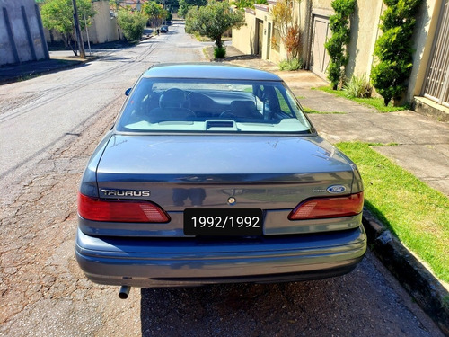 Ford Taurus Gl