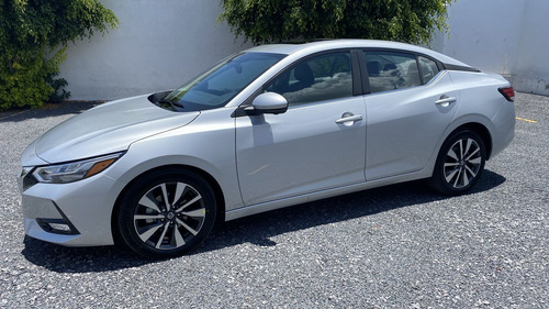 Imagen 9 de 15 de Nissan Sentra 4 Puertas