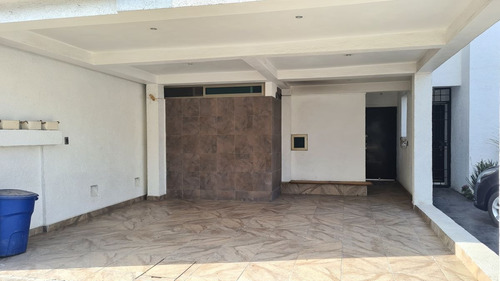 Imagen 2 de 28 de Casa En Venta Bosques De Cantabria