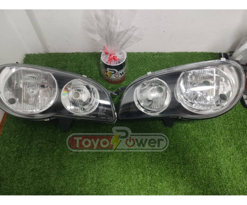 Faros Der/izq Toyota Corolla Pantallita 2001--2002