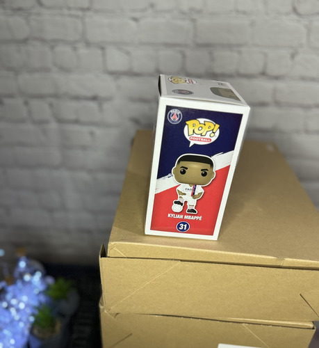 Funko Pop Futbol Psg Paris Saint Kylian Mbappé Visita No 31 (Usado)