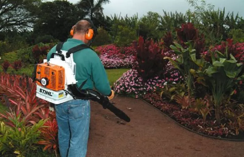 Primeira imagem para pesquisa de soprador costal stihl br 600