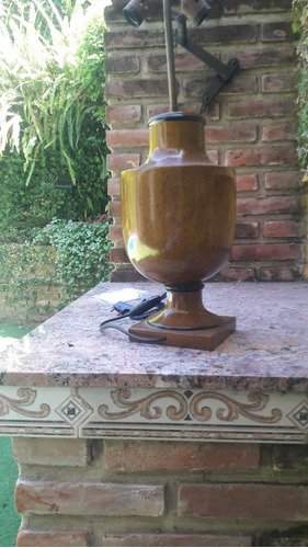 Lampara De Mesa, (ceramica, Simil Madera)