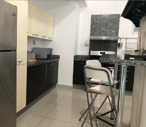 Imagen 3 de 7 de Alquilo Apartamento Amueblado En Evaristo Morales 4to Piso