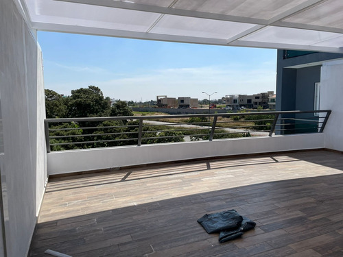 Imagen 25 de 25 de Casa 1-c Con Sotano Y Roof Garden En La Cima De Zapopan