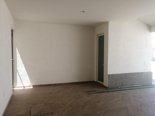 Imagen 4 de 15 de ¡¡¡ Oportunidad ¡¡¡ Casa En Venta Fraccionamiento Mayorazgo León Gto.