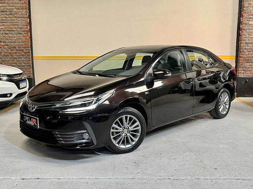 Imagen 16 de 17 de Toyota Corolla 2017 1.8 Xei Mt 140cv