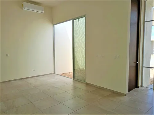 Casa En Renta De Una Planta En Residencial Alba En Conkal.